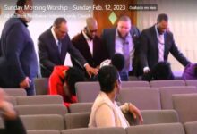 Pastor e iglesia frustran a pistoleros en culto de oración