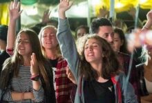 10 mil jóvenes ignoran el carnaval y se reúnen para alabar a Dios