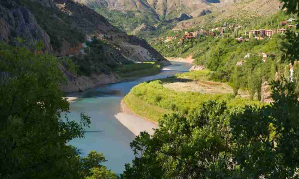 Niveles de agua del río Éufrates caen, provocando preguntas sobre últimos tiempos