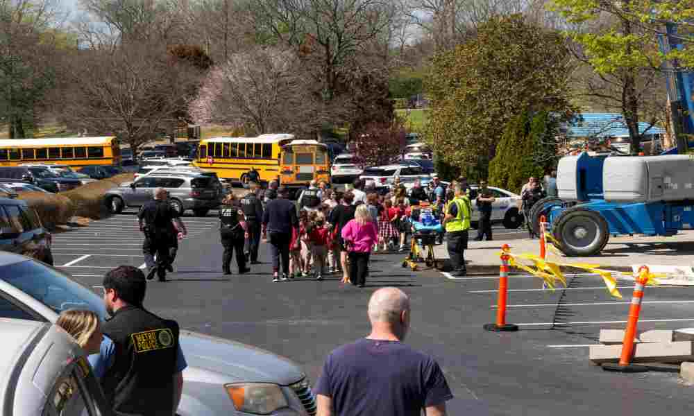 Seis personas son asesinadas en una escuela cristiana en Tennessee