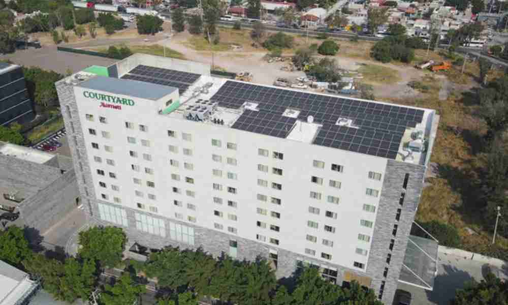 Hotel de Queretaro anuncia que operará con energía solar
