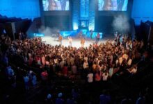 1300 jóvenes se reúnen en evento de adoración en Georgia