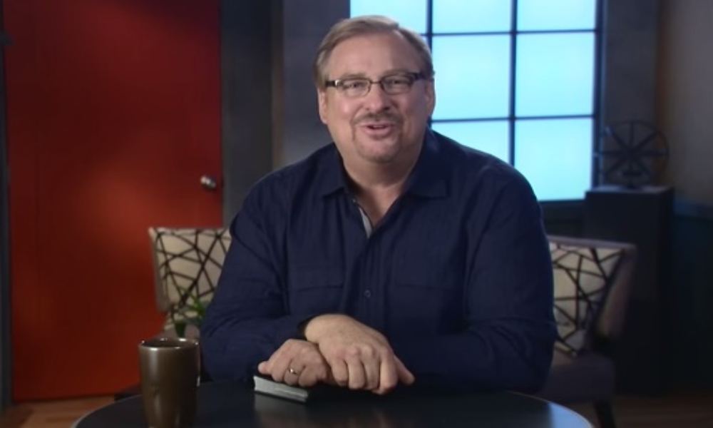 Rick Warren batalla contra una enfermedad autoinmune