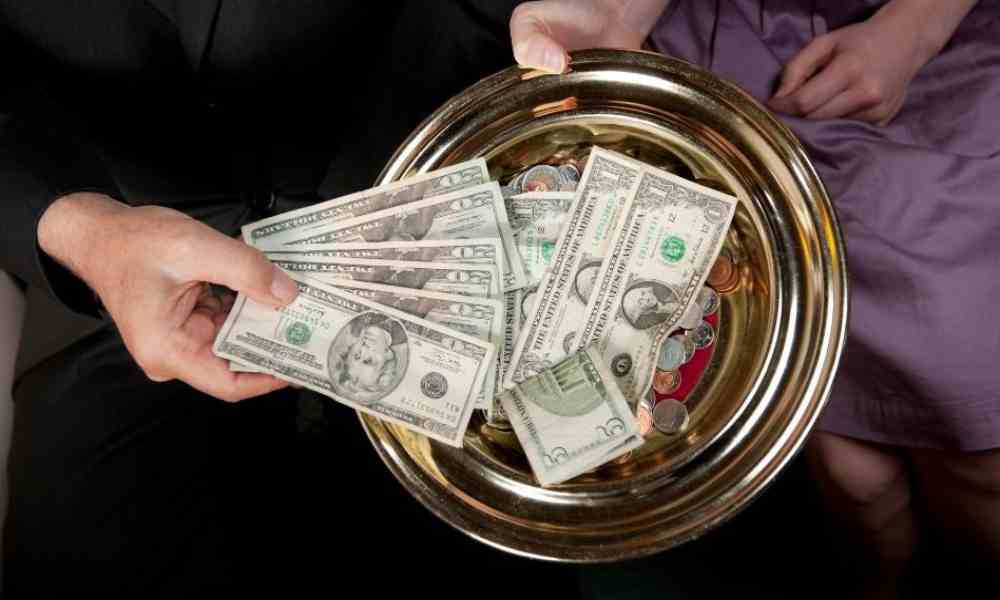 Tesorero de Iglesia Adventista acusado de robar más 94 mil dólares en diezmos y ofrendas