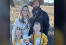 Iglesia pide oraciones por su pastor y esposa que perdieron a sus hijas en choque de tren