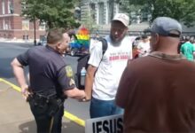 Predicador es arrestado injustamente en manifestación del Orgullo Gay