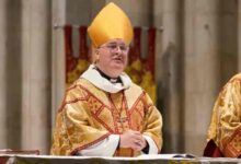 Arzobispo: “Padre Nuestro podría ser problemático por ser patriarcal”