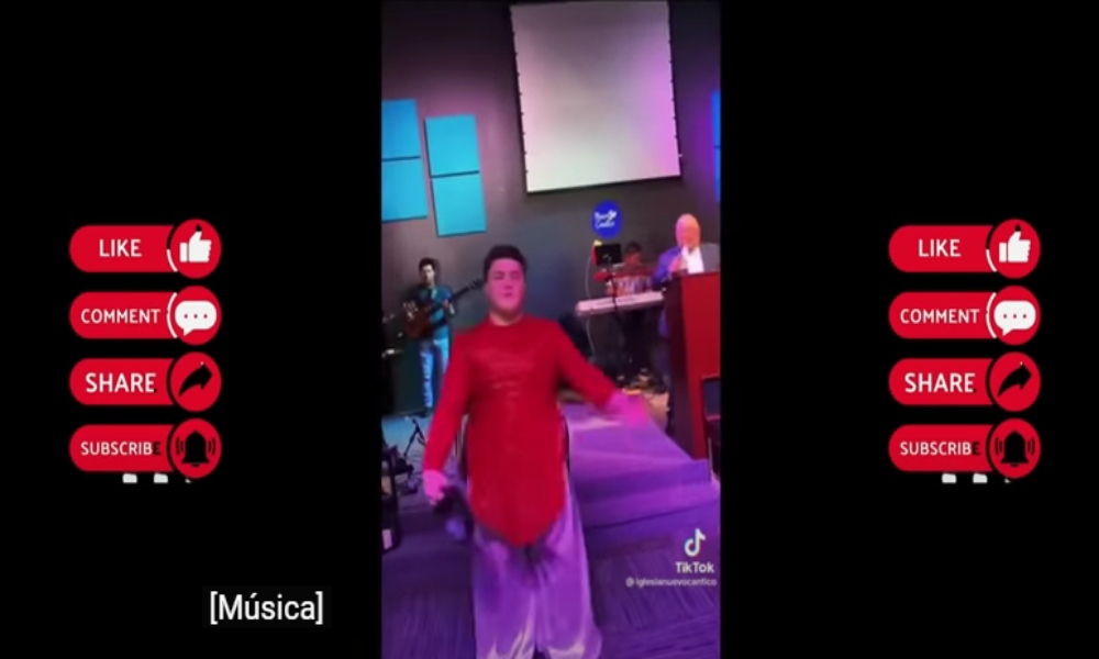 Joven afeminado danza en culto de una iglesia