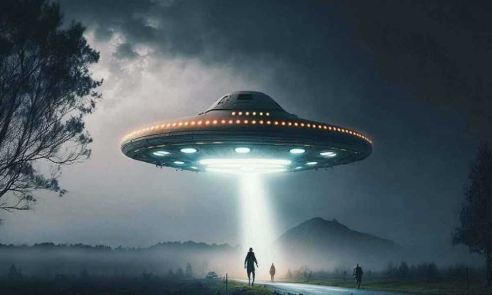 Astrofísico cristiano: ¿Existen los extraterrestres y los ovnis?
