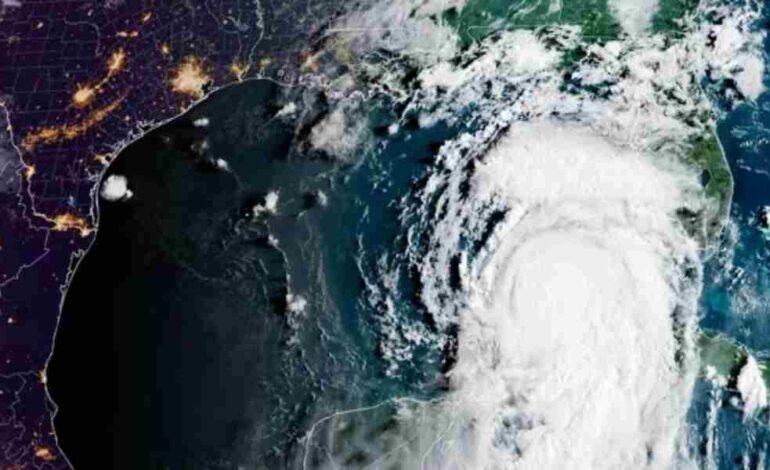 Tormenta Idalia se convierte en huracán antes de llegar a Florida