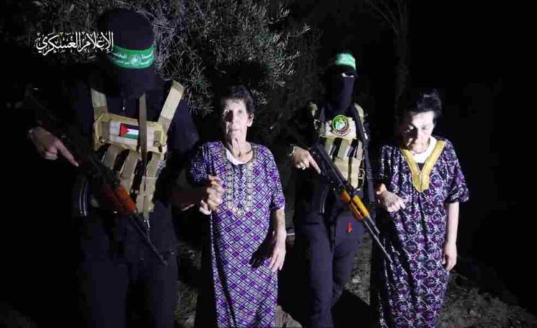 Hamás libera dos mujeres y EEUU pide retrasar invasión a Gaza