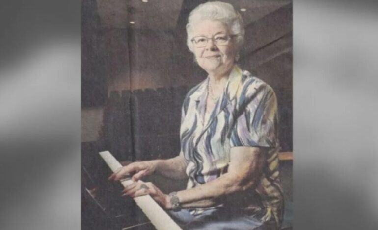 Pianista ha servido a Dios en su iglesia durante más de 70 años