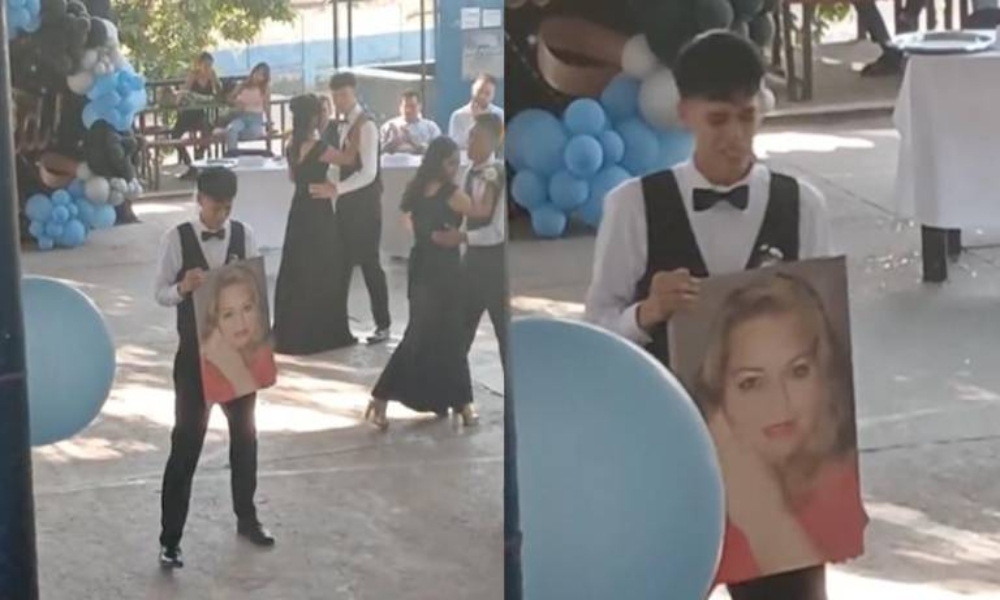 Joven baila con el cuadro de su madre fallecida durante su graduación