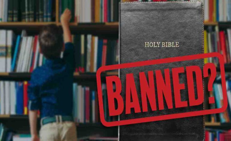 Casi cuarta parte de jóvenes quieren que se prohíba la Biblia