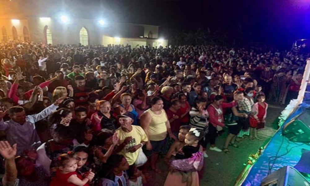 4 mil personas asisten a campaña evangelística en Cuba