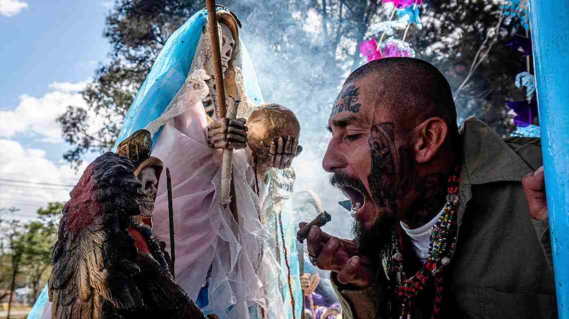 Exorcista: Culto a la Santa Muerte un ‘aumento notable’ en México