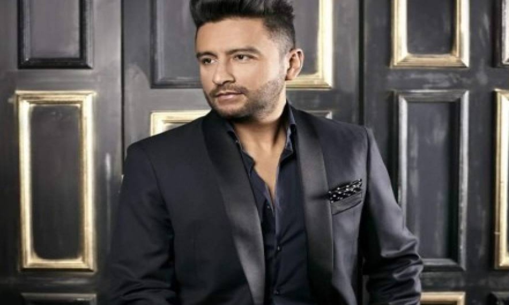 Alex Campos estrena canción inspirada en el momento que conoció a Jesús