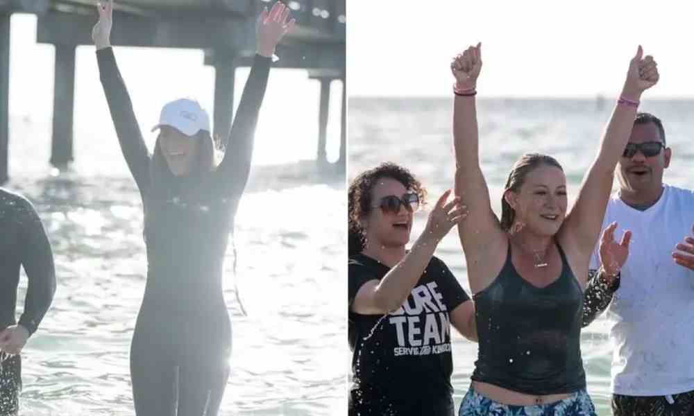 200 personas se bautizan en una playa de Florida