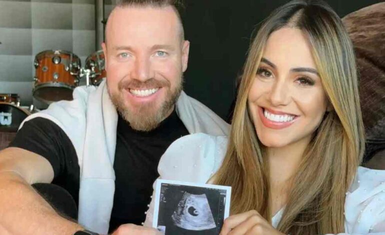 La cantante cristiana Gabriela Rocha espera su primer hijo