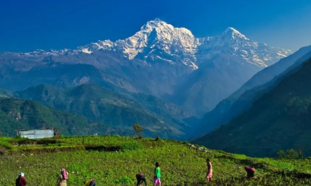 Misión envía Biblias a una aldea aislada del Himalaya