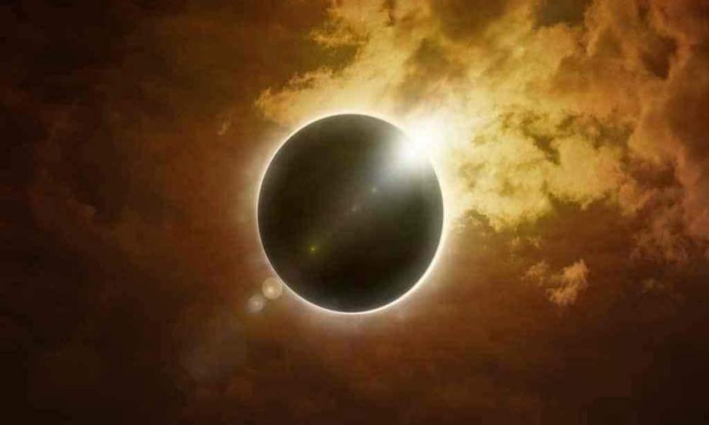 Pastor: “El eclipse solar es otra señal profética de Dios”